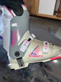 vintage san marco ski boots pink and white ex 850