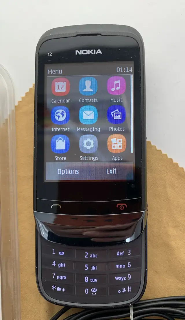 Nokia C2-02 Touch and Type  2G GSM 2MP Bluetooth Slide Phone in Cell Phones in City of Toronto - Image 3