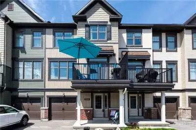 Beautiful house for rent in Barrhaven