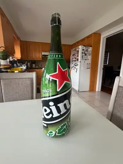 This impressive Heineken oversized 19” tall display bottle is a fantastic addition to any bar or man...