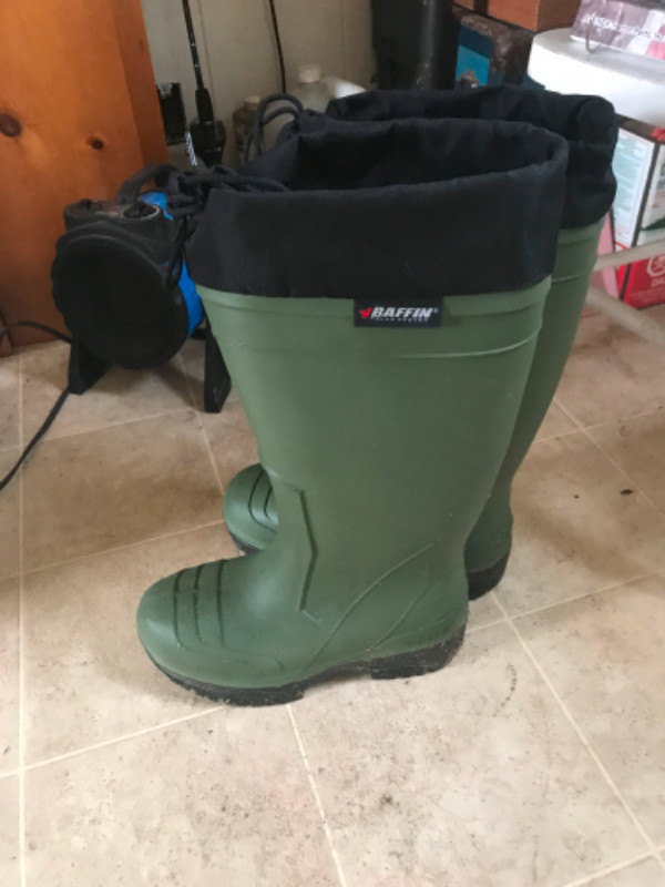 Baffin Ice Bear Plain Toe Polyurethane boots size 10 US in Fishing, Camping & Outdoors in Peterborough