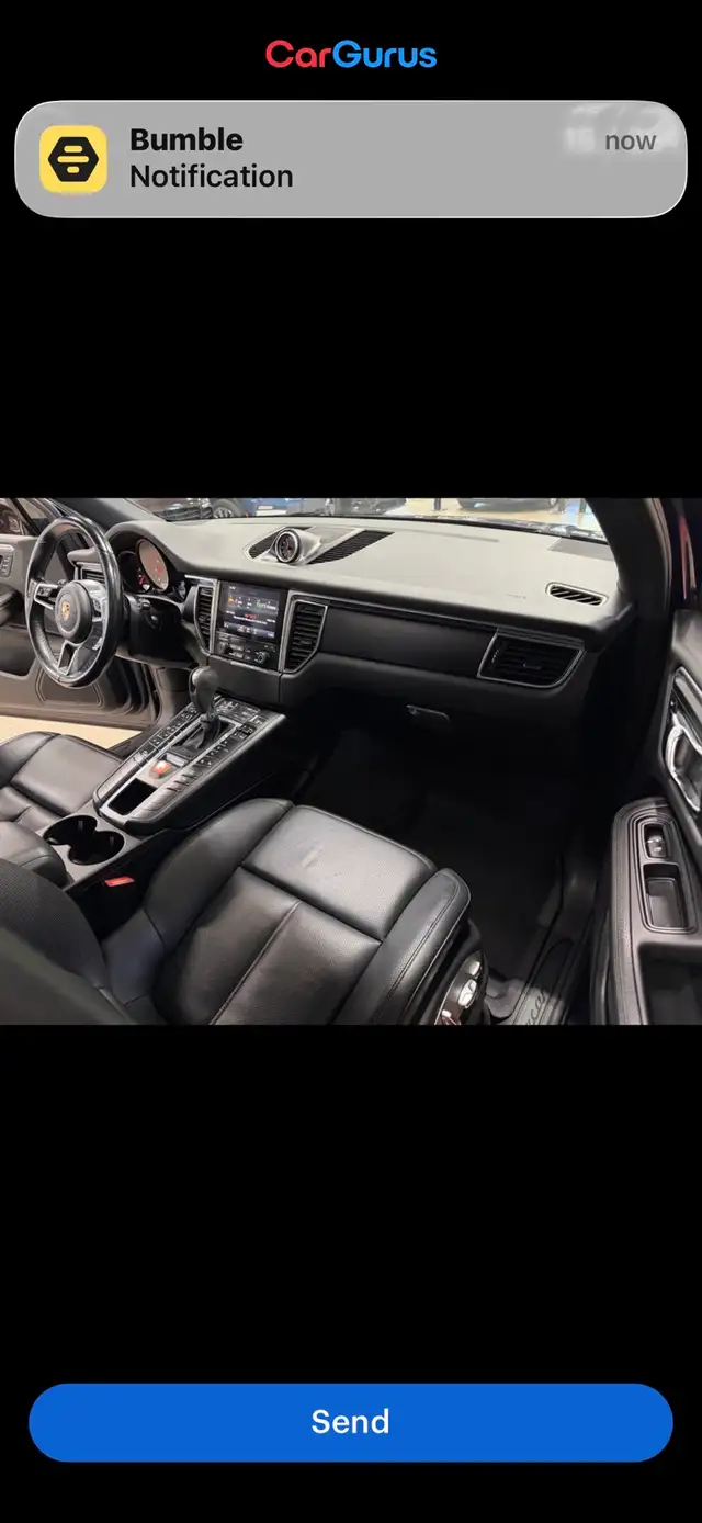 2017 Porsche Macan558375763108833284