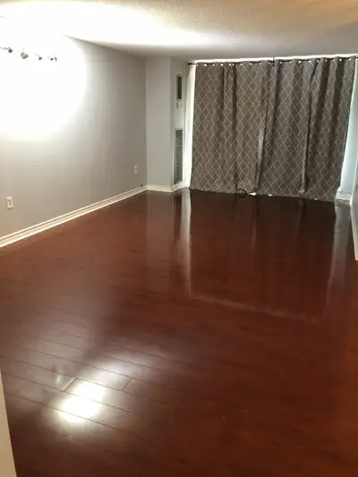 A unit at 21 Knightsbridge Rd, Brampton, ON L6T 3Y1 is available for rent immediately! ONLY FAMILIES...