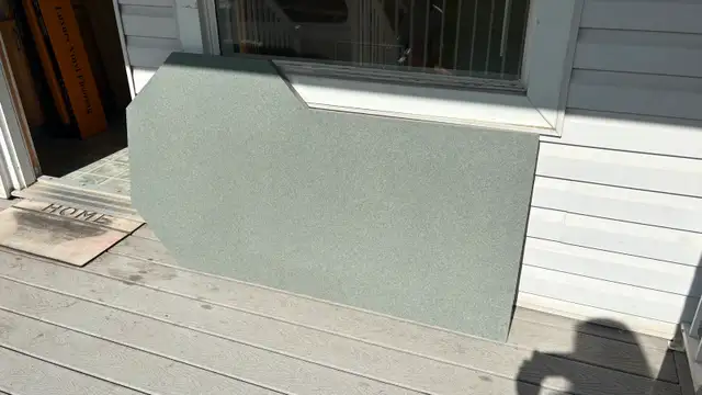 laminate countertops light green FREE!  in Free Stuff in Calgary - Image 2