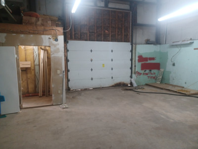 Warehouse port hawkesbury 902 227 5331 great location low rent