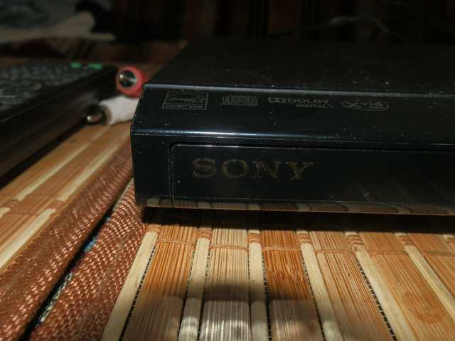 Sony DVD Player DVP-SR310P Progressive Scan NEW! in CDs, DVDs & Blu-ray in Dartmouth - Image 4