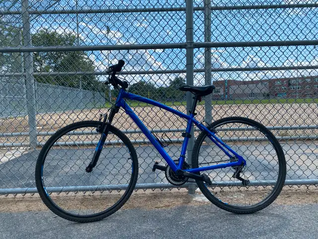 Vélo Supercycle in Cruiser, Commuter & Hybrid in City of Montréal - Image 3