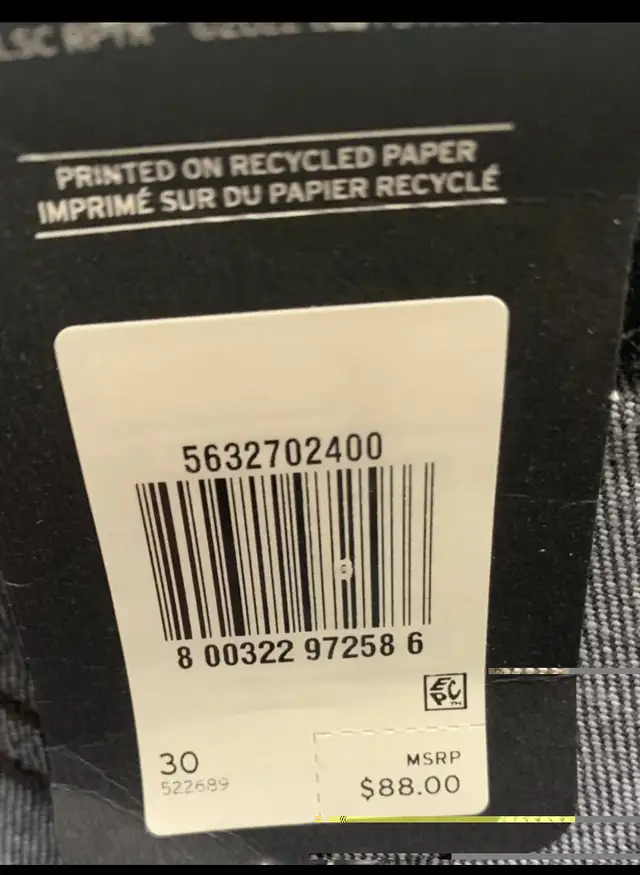 Levi’s Womens jean shorts NEW in Women's - Bottoms in Mississauga / Peel Region - Image 5