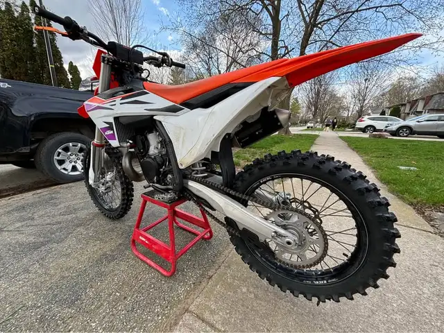 2024 KTM 250SX in Dirt Bikes & Motocross in Brantford - Image 8