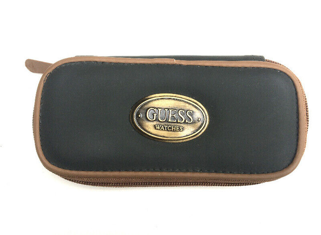 GUESS Watches Zip Case Pouch / Watch Case VINTAGE in Jewellery & Watches in Kitchener / Waterloo