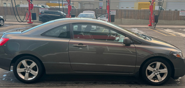 Honda civic coupe in very good condition  in Cars & Trucks in Mississauga / Peel Region - Image 3