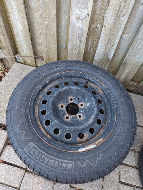 Selling 4 205/65R15 Motomaster Winter Edge Tires with Steel Rims in Tires & Rims in Markham / York Region - Image 2