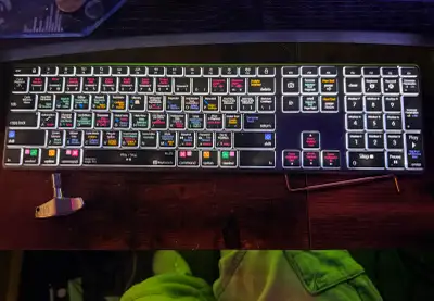 I'm selling a used Logic Pro Keyboard with custom key mappings for Logic Pro X. It's designed to str...