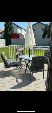 FREE PATIO SET