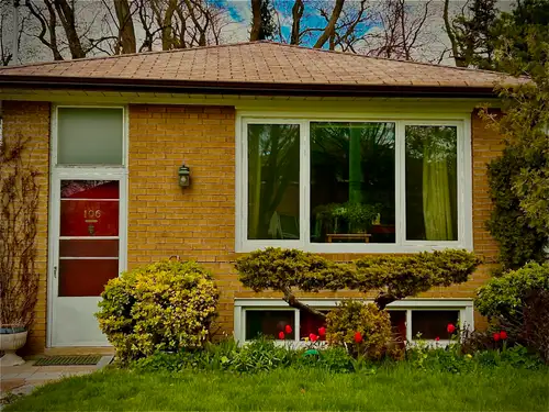 Move-in date: JULY 1, or AUGUST 1 106 Greyabbey Trail, Toronto, M1E 1V7 Renovated 2 Bedroom + Den Al...