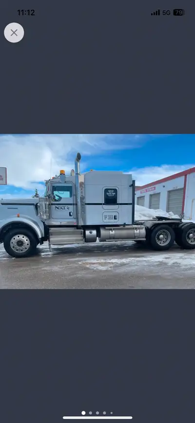 Original owner , Cummins encore warranty until August 2025 , rebuilt August 2023. Currently 993,000...