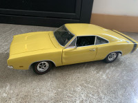 Dodge Charger Ertl diecast toy model car yellow 11.5”