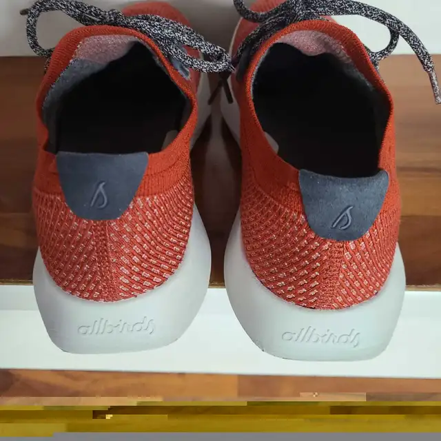 Allbirds Sz 9.5 Womens Tree Dasher Orange Knit Running Shoes in Women's - Shoes in Cambridge - Image 7