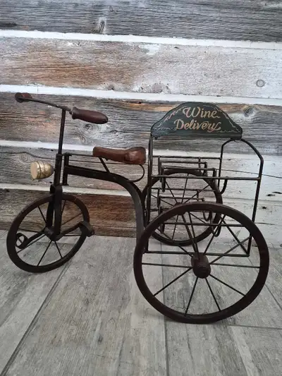 reproduction tricycle antique métal et bois, View more