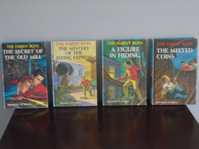 Collection of Nine Hardy Boy Books + Bookends for Sale in Children & Young Adult in Ottawa - Image 3