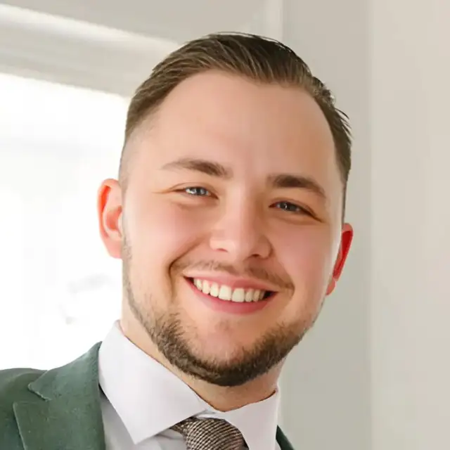Online Law, English and Sociology Tutor - Taught by a Lawyer