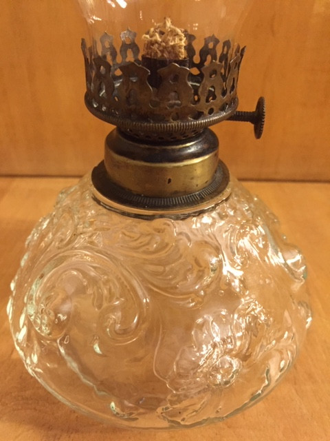 ANTIQUE GLASS HURRICANE LANTERN EXCELLENT CONDITION NO CHIPS in Arts & Collectibles in Edmonton - Image 2