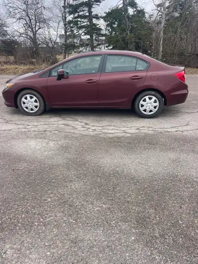 4 CYL, AUTOMATIC, BLUETOOTH, AIR, POWER WINDOWS, POWER LOCKS, POWER MIRRORS, CRUISE CONTROL, CD/FM,...