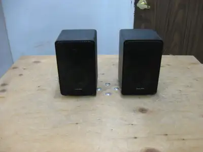 Vintage Realistic Minimus 7 Speakers, View more