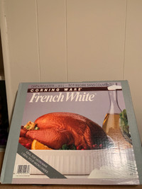 New Corning Ware French White Open Roaster 4.5L, F-21