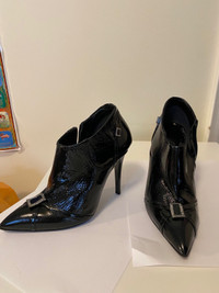 NEW High heel boots, Leather, Italy, Eur 35, US 4.5