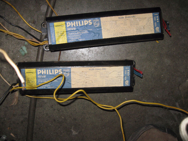 T12 light ballasts in Other Business & Industrial in Leamington