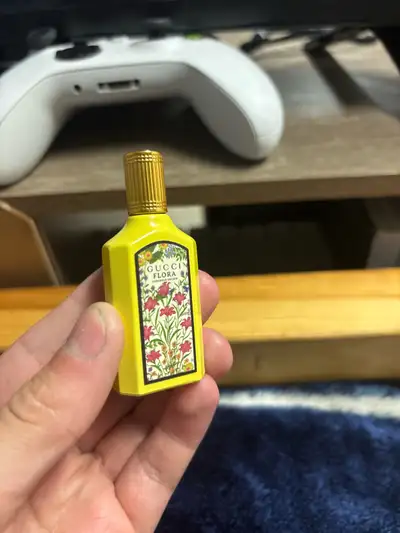 Gucci flora only used twice , View more
