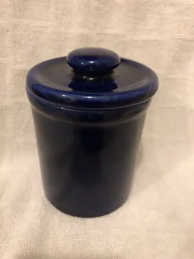 Vintage Stoneware sugar bowl w/ lid cobalt blue $10, View more