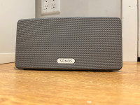 sonos Speakers Play 3 (like new, great conditon)