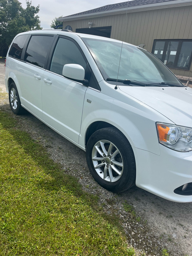 2019 Dodge grand caravan in Cars & Trucks in Ottawa - Image 4