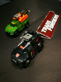 Transformers Generations Trailcutter and Hoist 