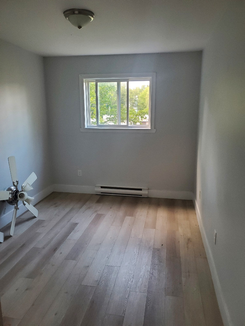 1 bedroom for rent in a 2 bedroom apartment for 3 months Short Term