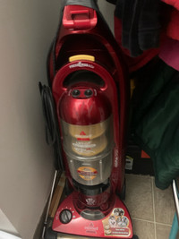 Bissell Uprite Vacuum with additional accessories 