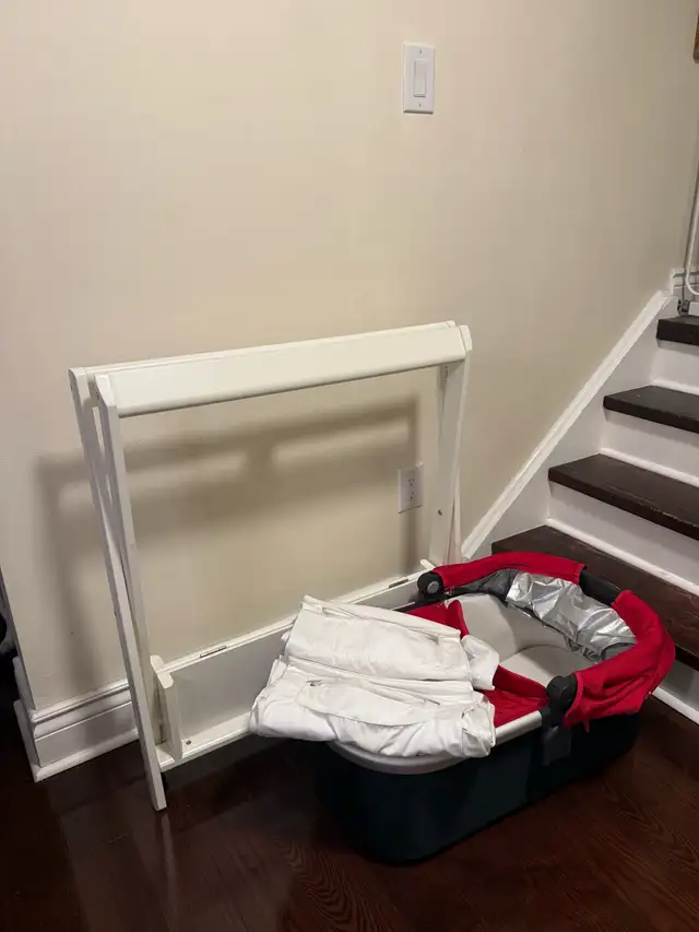 UPPAbaby Bassinet / Stand / and Laundry Hamper Inserts in Cribs in Mississauga / Peel Region - Image 8