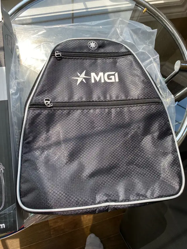 MGI Golf -  AI Series Cooler & Storage Bag in Golf in Kitchener / Waterloo - Image 3