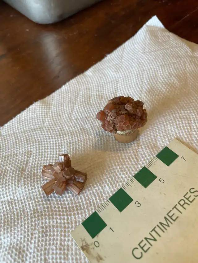 pair of aragonite mineral specimens  in Hobbies & Crafts in Owen Sound - Image 2