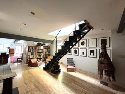$5 200 / 2br - 2500ft - Luxurious Artist Loft in Little Italy.