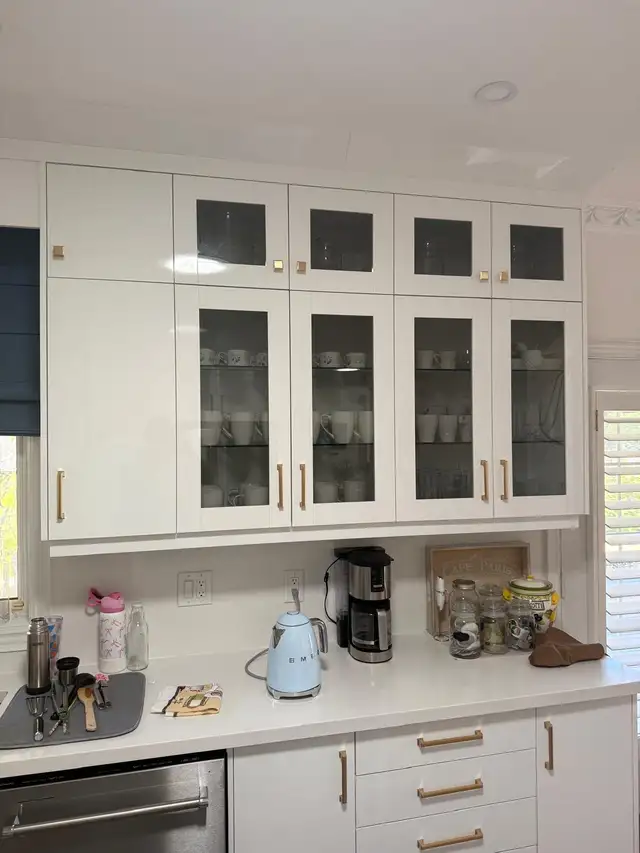 White Vision Style Kitchen Cabinets in Cabinets & Countertops in Markham / York Region - Image 3