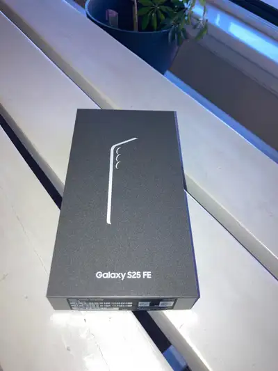 Samsung 25 FE 128gb Sealed Unlocked JetBlack, View more