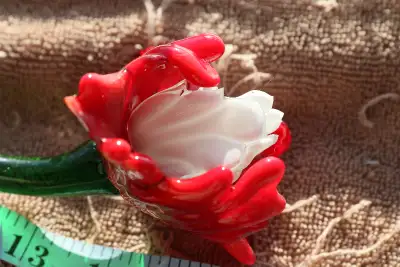QTY 21 x solid glass flower giant set (Brand new), View more