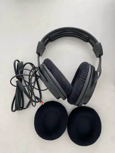 Selling all my HiFi gears including headphones, an amp, a DAC and a phono preamp. I bought everythin...