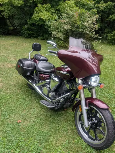 Well maintained, garage kept, looks mint. New Memphis shade with batwing painted to match. Like new...