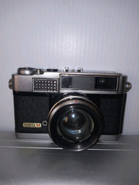 Yashica M Rangefinder  Film Camera W/ 45mm F/1. 9 Lens
