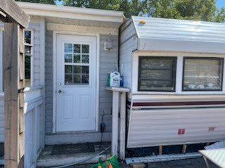 LAND CLEAN UP ?  WE REMOVE RVS,  TRAILERS,    PARK MODELS in Land for Sale in Red Deer - Image 3