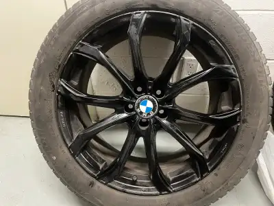 Selling a genuine set of 20-inch BMW Style 695 Y-Spoke light alloy wheels in Jet Black. These are or...